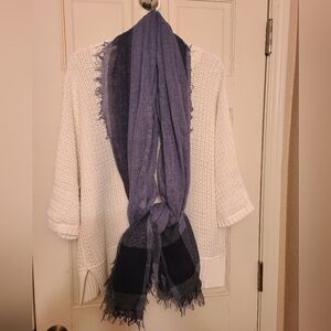 Scarf in denim shades